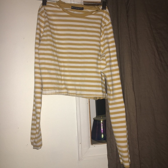BRANDY MELVILLE LONGSLEEVE - Picture 1 of 2